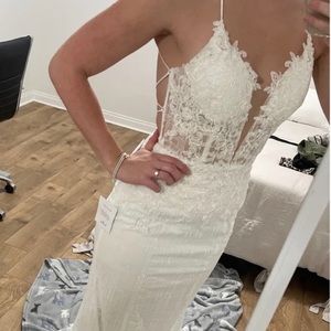 Lulu’s wedding dress